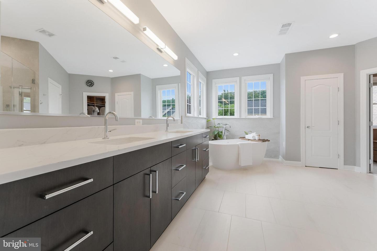 43600 HABITAT CIR, LEESBURG, Virginia 20176, 5 Bedrooms Bedrooms, ,3 BathroomsBathrooms,Residential,For sale,43600 HABITAT CIR,VALO2098770 MLS # VALO2098770