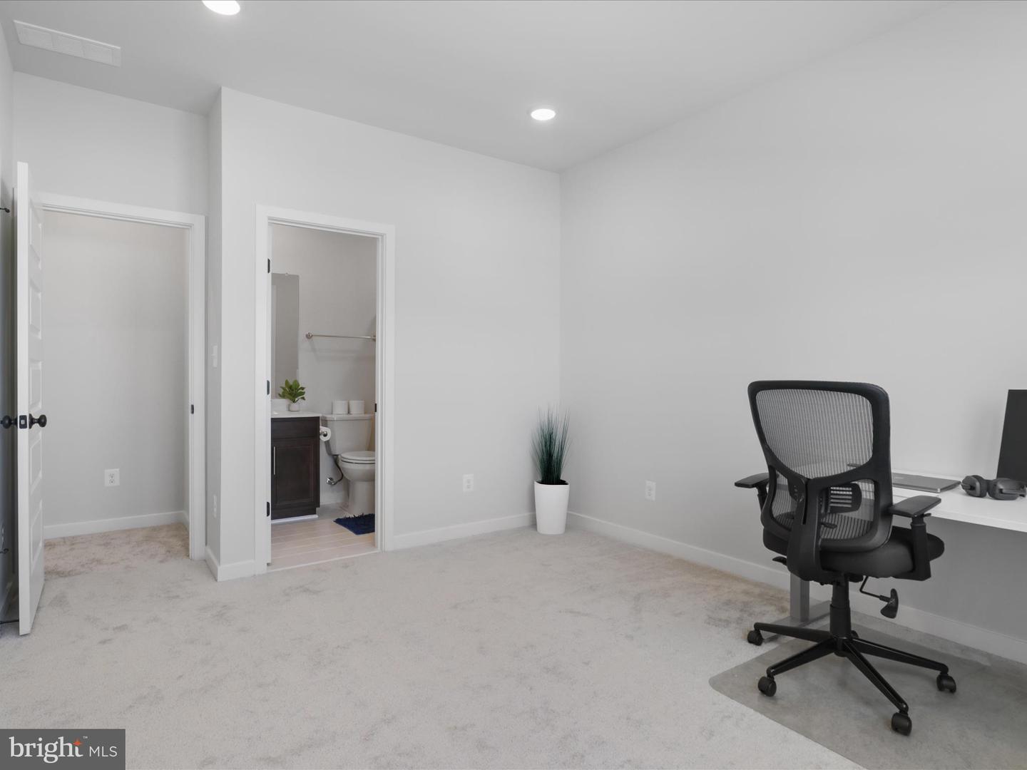 22793 STRATUS PL, ASHBURN, Virginia 20148, 5 Bedrooms Bedrooms, ,5 BathroomsBathrooms,Residential,For sale,22793 STRATUS PL,VALO2100194 MLS # VALO2100194