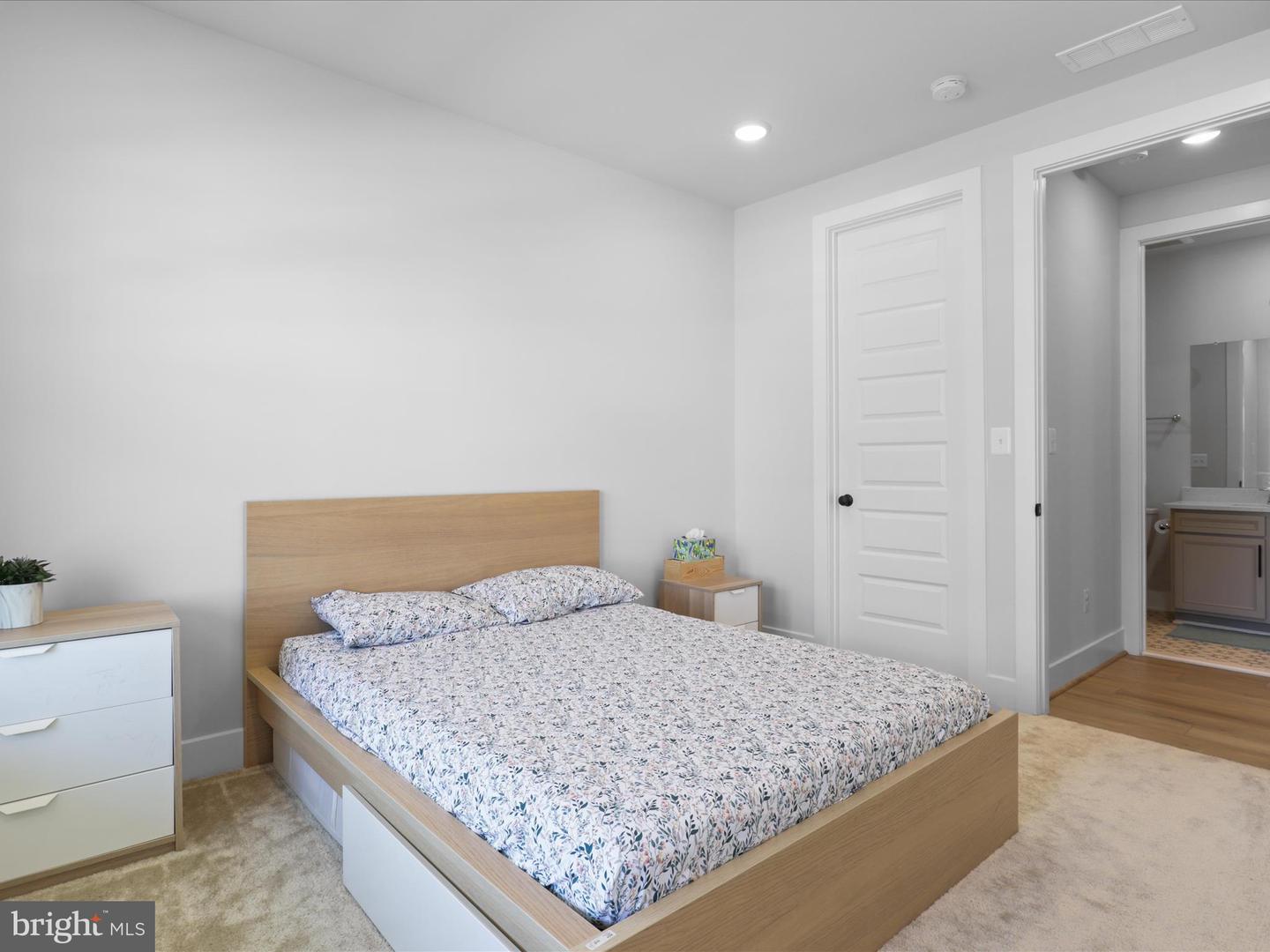 22793 STRATUS PL, ASHBURN, Virginia 20148, 5 Bedrooms Bedrooms, ,5 BathroomsBathrooms,Residential,For sale,22793 STRATUS PL,VALO2100194 MLS # VALO2100194
