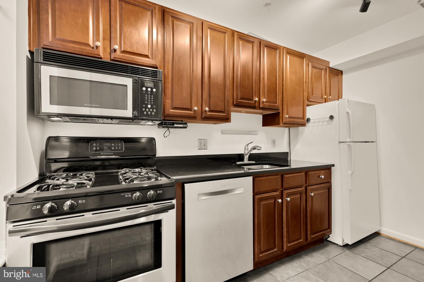2633 ADAMS MILL RD NW #103, WASHINGTON, District Of Columbia 20009, 1 Bedroom Bedrooms, ,1 BathroomBathrooms,Residential,For sale,2633 ADAMS MILL RD NW #103,DCDC2208056 MLS # DCDC2208056