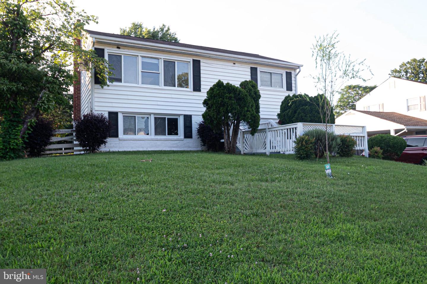 1262 EVERETT AVE, WOODBRIDGE, Virginia 22191, 4 Bedrooms Bedrooms, ,2 BathroomsBathrooms,Residential,For sale,1262 EVERETT AVE,VAPW2098166 MLS # VAPW2098166