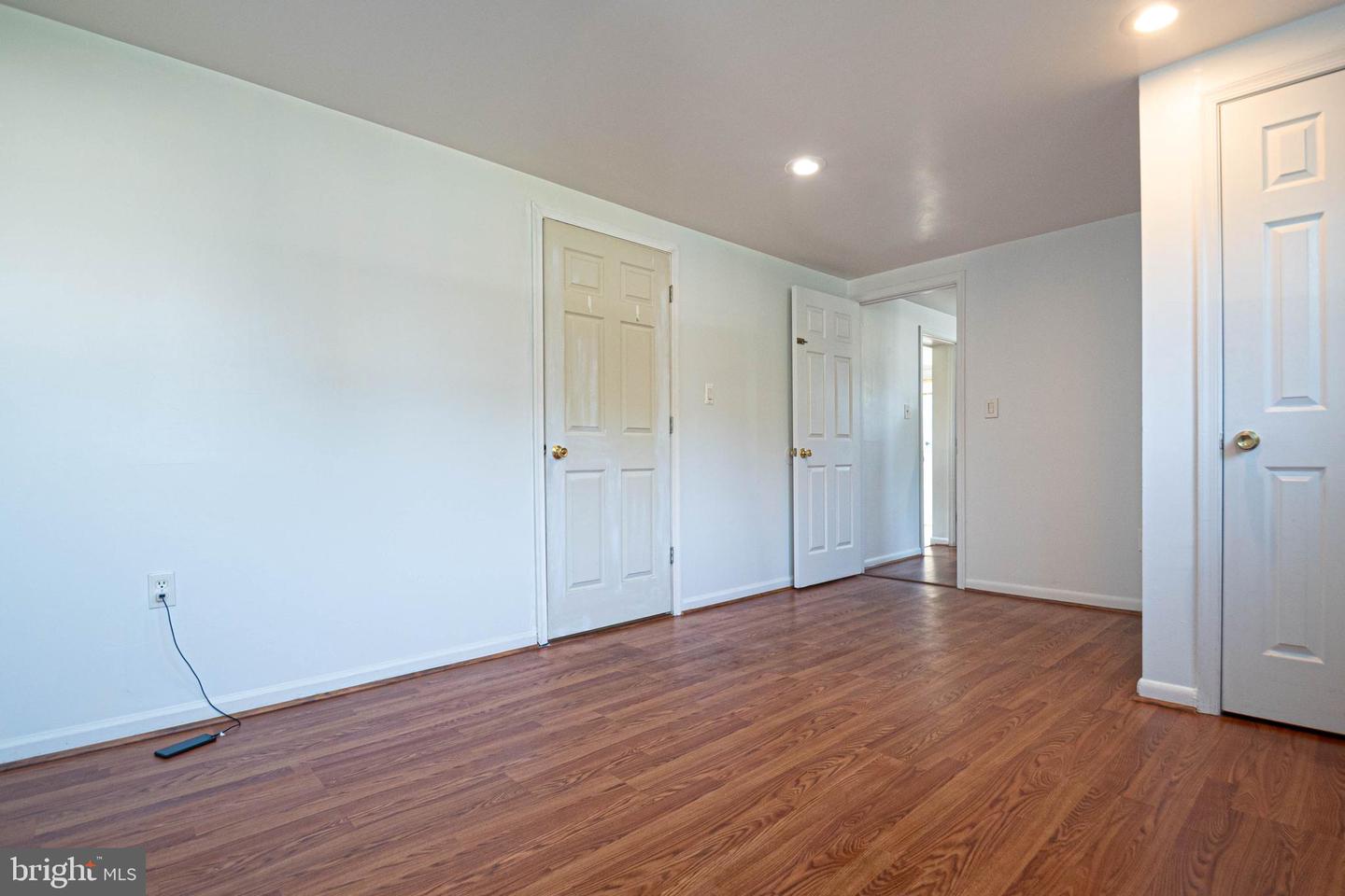 1262 EVERETT AVE, WOODBRIDGE, Virginia 22191, 4 Bedrooms Bedrooms, ,2 BathroomsBathrooms,Residential,For sale,1262 EVERETT AVE,VAPW2098166 MLS # VAPW2098166