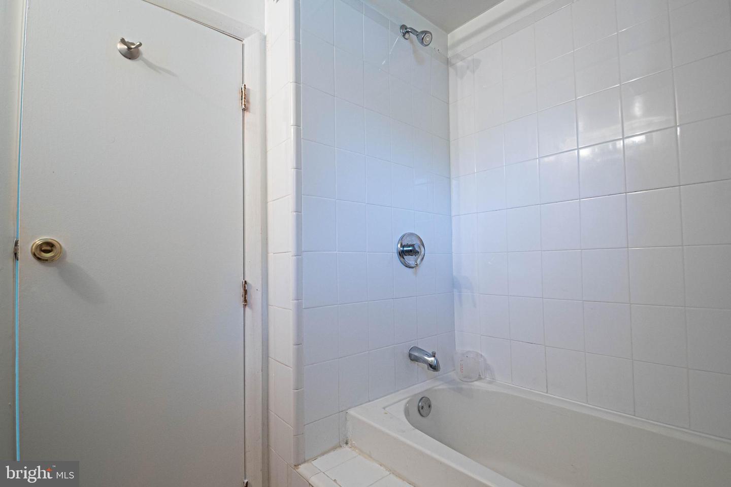 1262 EVERETT AVE, WOODBRIDGE, Virginia 22191, 4 Bedrooms Bedrooms, ,2 BathroomsBathrooms,Residential,For sale,1262 EVERETT AVE,VAPW2098166 MLS # VAPW2098166