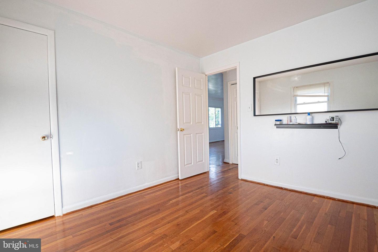 1262 EVERETT AVE, WOODBRIDGE, Virginia 22191, 4 Bedrooms Bedrooms, ,2 BathroomsBathrooms,Residential,For sale,1262 EVERETT AVE,VAPW2098166 MLS # VAPW2098166