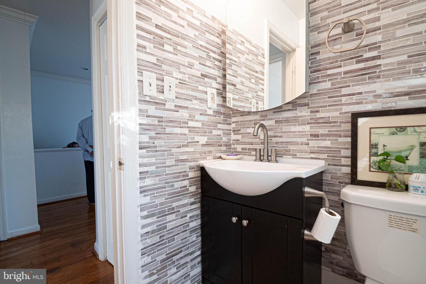 1262 EVERETT AVE, WOODBRIDGE, Virginia 22191, 4 Bedrooms Bedrooms, ,2 BathroomsBathrooms,Residential,For sale,1262 EVERETT AVE,VAPW2098166 MLS # VAPW2098166