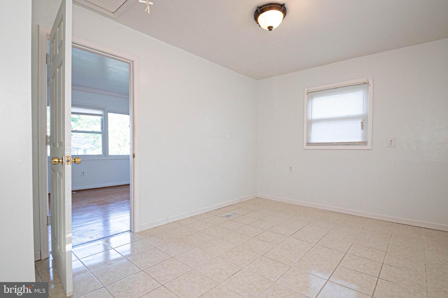1262 EVERETT AVE, WOODBRIDGE, Virginia 22191, 4 Bedrooms Bedrooms, ,2 BathroomsBathrooms,Residential,For sale,1262 EVERETT AVE,VAPW2098166 MLS # VAPW2098166