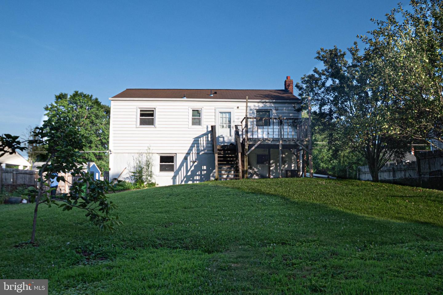 1262 EVERETT AVE, WOODBRIDGE, Virginia 22191, 4 Bedrooms Bedrooms, ,2 BathroomsBathrooms,Residential,For sale,1262 EVERETT AVE,VAPW2098166 MLS # VAPW2098166