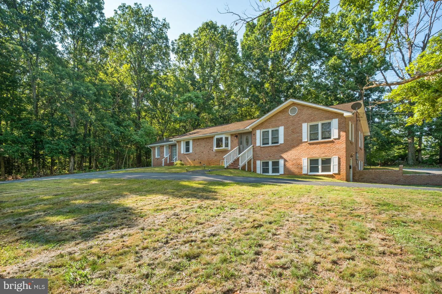 16998 E SUMMIT AVE, ELKTON, Virginia 22827, 5 Bedrooms Bedrooms, ,5 BathroomsBathrooms,Residential,For sale,16998 E SUMMIT AVE,VARO2002422 MLS # VARO2002422