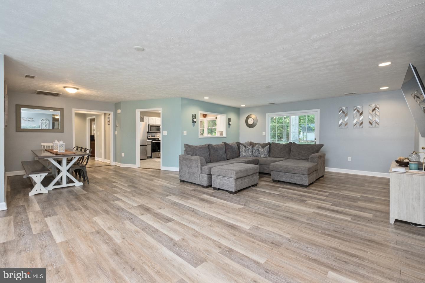 16998 E SUMMIT AVE, ELKTON, Virginia 22827, 5 Bedrooms Bedrooms, ,5 BathroomsBathrooms,Residential,For sale,16998 E SUMMIT AVE,VARO2002422 MLS # VARO2002422