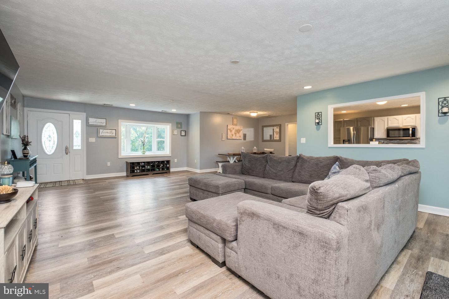 16998 E SUMMIT AVE, ELKTON, Virginia 22827, 5 Bedrooms Bedrooms, ,5 BathroomsBathrooms,Residential,For sale,16998 E SUMMIT AVE,VARO2002422 MLS # VARO2002422
