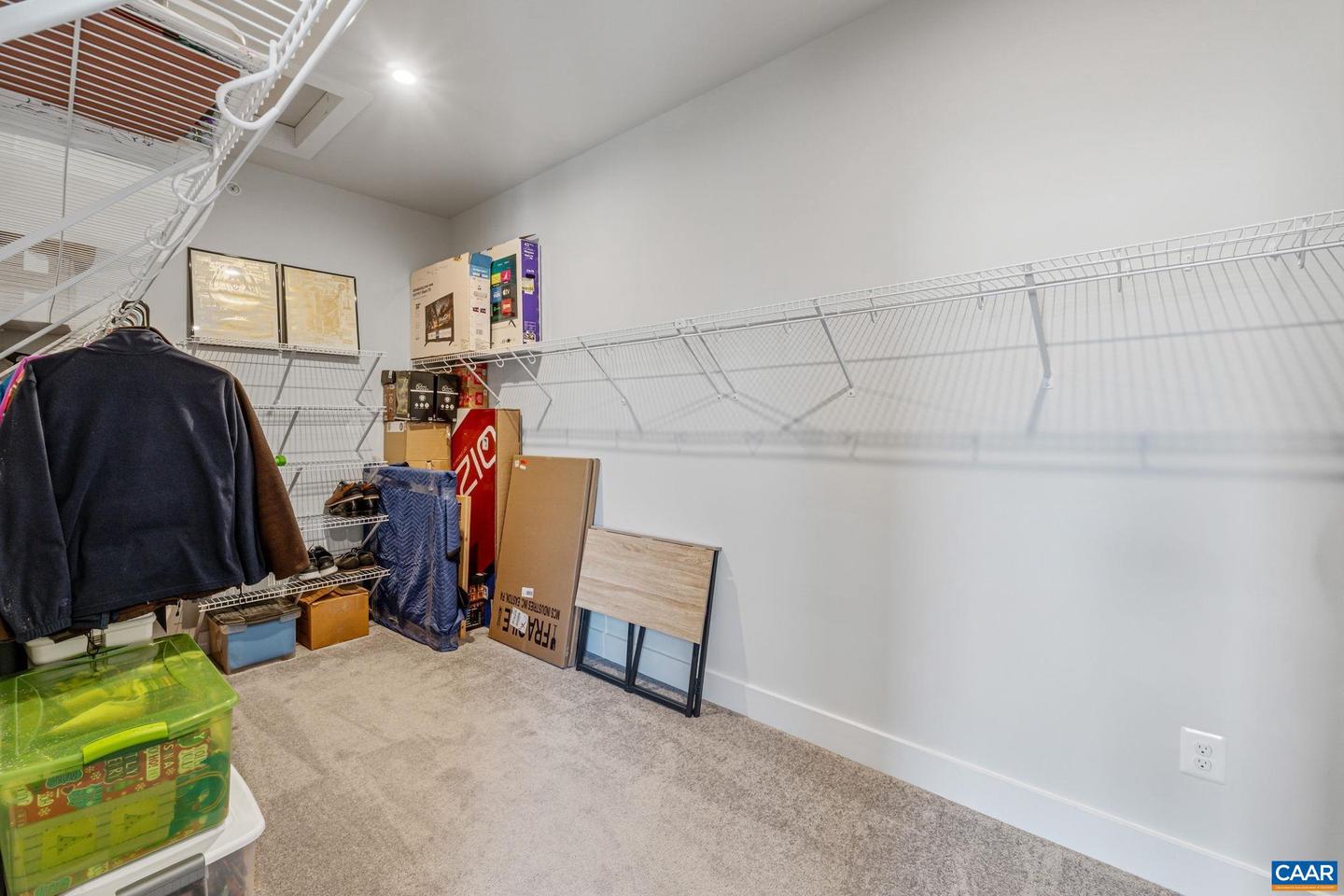 802 WESLEY LN #B, CHARLOTTESVILLE, Virginia 22911, 3 Bedrooms Bedrooms, ,2 BathroomsBathrooms,Residential,For sale,802 WESLEY LN #B,666318 MLS # 666318