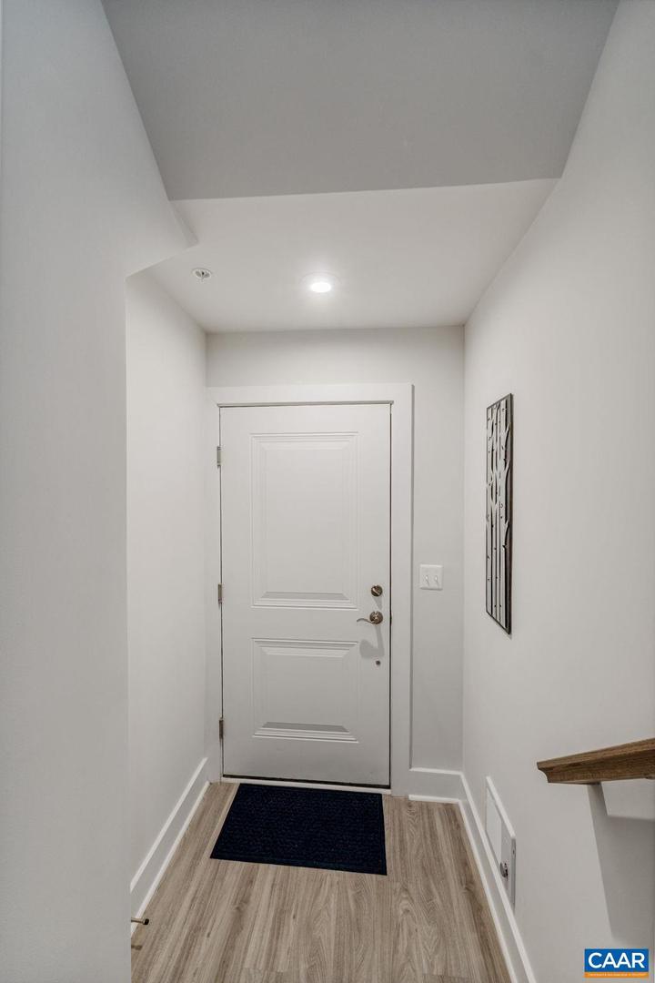 802 WESLEY LN #B, CHARLOTTESVILLE, Virginia 22911, 3 Bedrooms Bedrooms, ,2 BathroomsBathrooms,Residential,For sale,802 WESLEY LN #B,666318 MLS # 666318