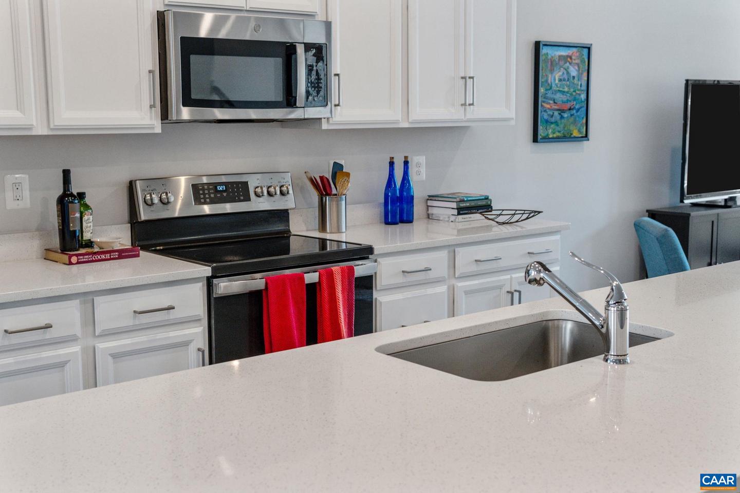 802 WESLEY LN #B, CHARLOTTESVILLE, Virginia 22911, 3 Bedrooms Bedrooms, ,2 BathroomsBathrooms,Residential,For sale,802 WESLEY LN #B,666318 MLS # 666318