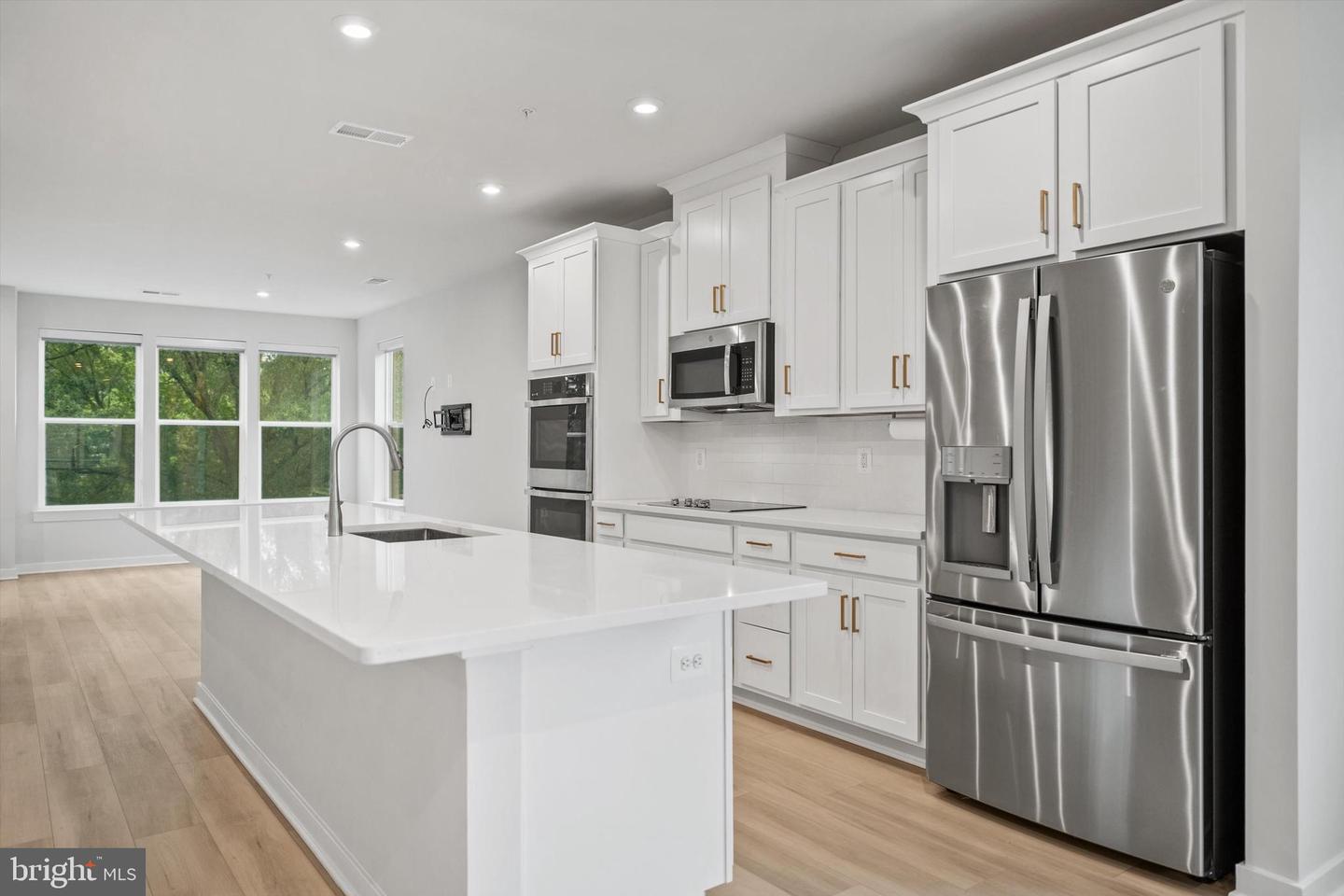 14256 NEWBROOK DR, CHANTILLY, Virginia 20151, 3 Bedrooms Bedrooms, ,2 BathroomsBathrooms,Residential,For sale,14256 NEWBROOK DR,VAFX2253096 MLS # VAFX2253096