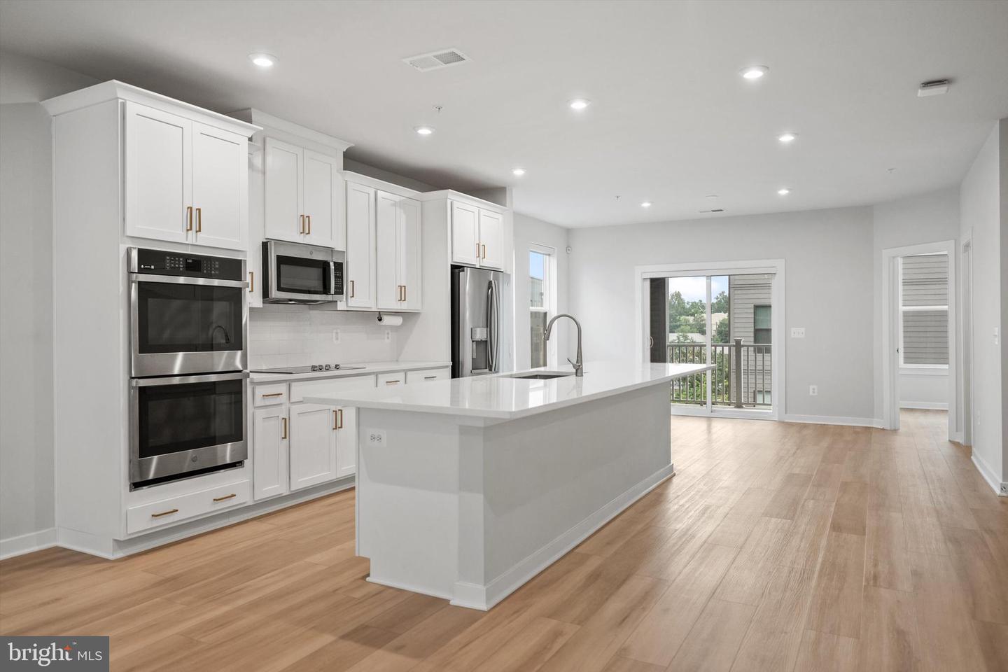 14256 NEWBROOK DR, CHANTILLY, Virginia 20151, 3 Bedrooms Bedrooms, ,2 BathroomsBathrooms,Residential,For sale,14256 NEWBROOK DR,VAFX2253096 MLS # VAFX2253096