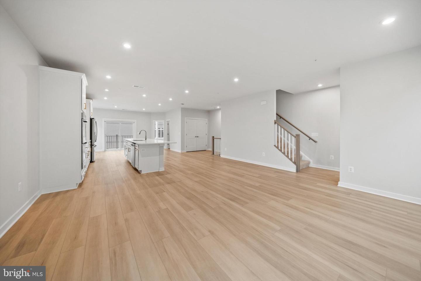 14256 NEWBROOK DR, CHANTILLY, Virginia 20151, 3 Bedrooms Bedrooms, ,2 BathroomsBathrooms,Residential,For sale,14256 NEWBROOK DR,VAFX2253096 MLS # VAFX2253096