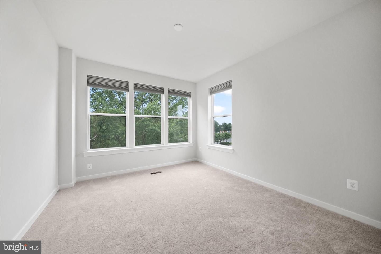 14256 NEWBROOK DR, CHANTILLY, Virginia 20151, 3 Bedrooms Bedrooms, ,2 BathroomsBathrooms,Residential,For sale,14256 NEWBROOK DR,VAFX2253096 MLS # VAFX2253096