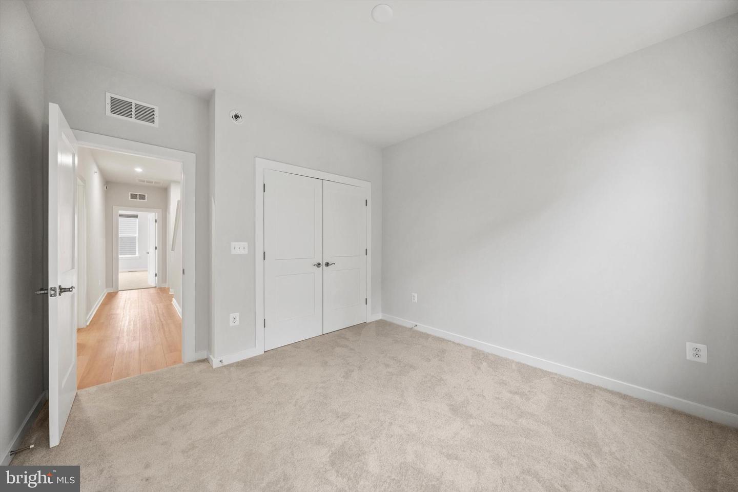 14256 NEWBROOK DR, CHANTILLY, Virginia 20151, 3 Bedrooms Bedrooms, ,2 BathroomsBathrooms,Residential,For sale,14256 NEWBROOK DR,VAFX2253096 MLS # VAFX2253096