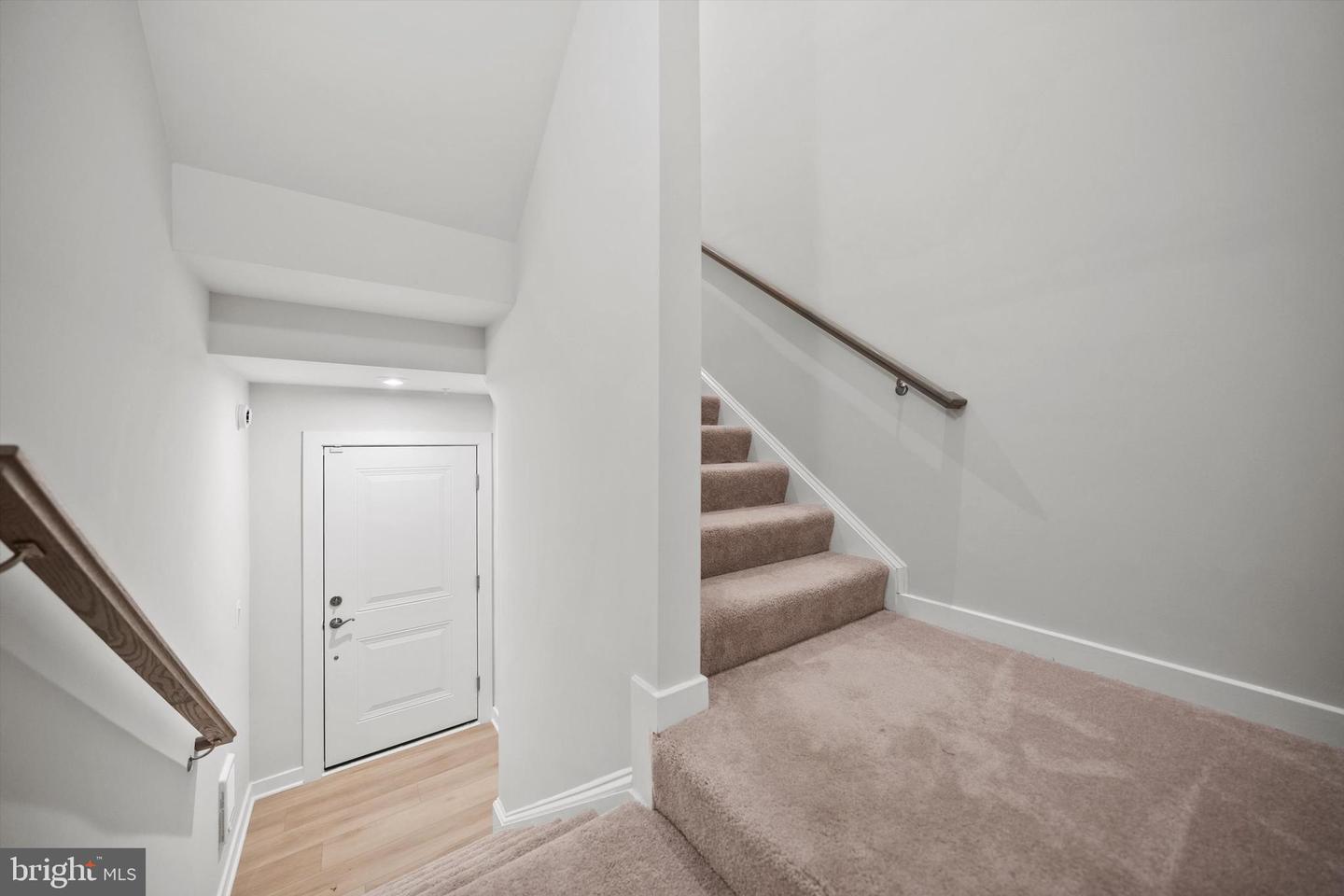 14256 NEWBROOK DR, CHANTILLY, Virginia 20151, 3 Bedrooms Bedrooms, ,2 BathroomsBathrooms,Residential,For sale,14256 NEWBROOK DR,VAFX2253096 MLS # VAFX2253096
