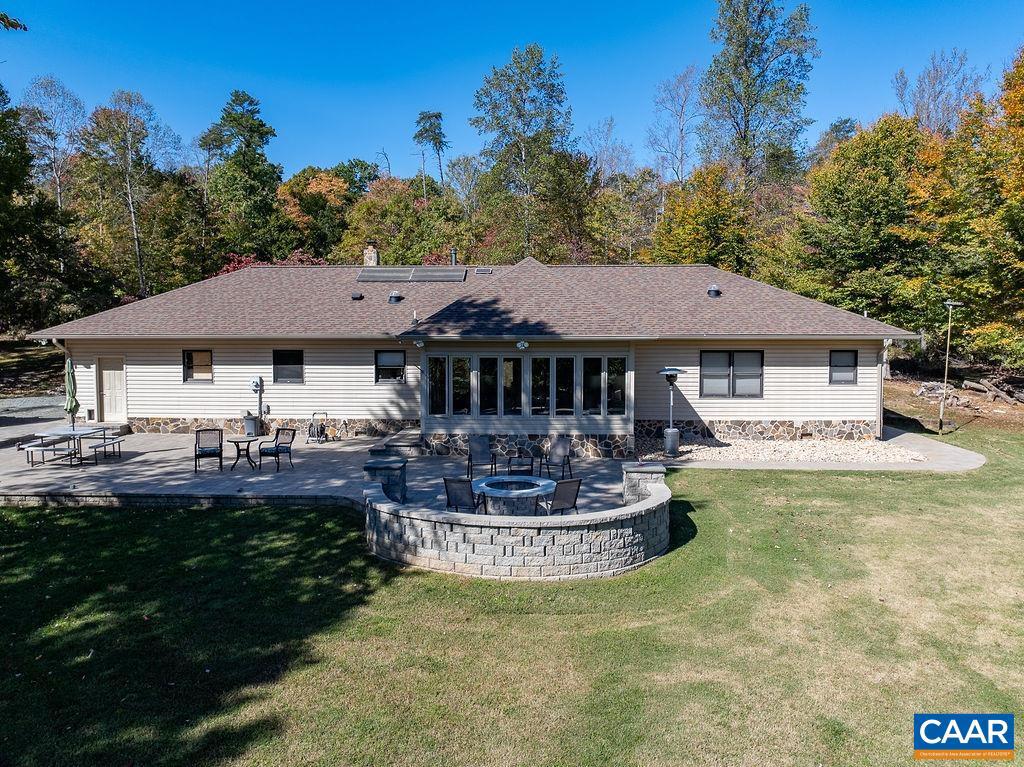 374 WHITE OAK DR, PALMYRA, Virginia 22963, 3 Bedrooms Bedrooms, ,2 BathroomsBathrooms,Residential,For sale,374 WHITE OAK DR,666320 MLS # 666320