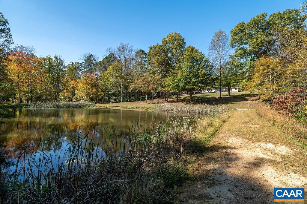 374 WHITE OAK DR, PALMYRA, Virginia 22963, 3 Bedrooms Bedrooms, ,2 BathroomsBathrooms,Residential,For sale,374 WHITE OAK DR,666320 MLS # 666320