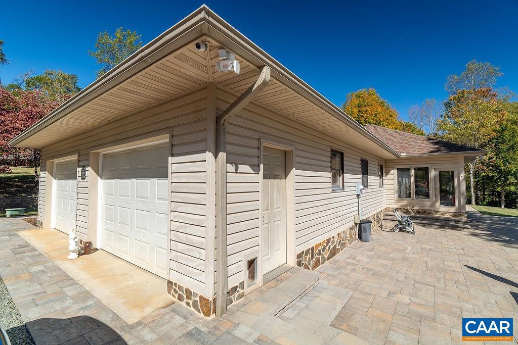 374 WHITE OAK DR, PALMYRA, Virginia 22963, 3 Bedrooms Bedrooms, ,2 BathroomsBathrooms,Residential,For sale,374 WHITE OAK DR,666320 MLS # 666320