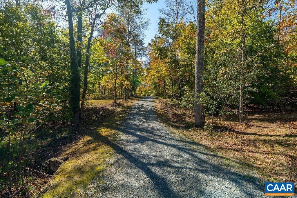 374 WHITE OAK DR, PALMYRA, Virginia 22963, 3 Bedrooms Bedrooms, ,2 BathroomsBathrooms,Residential,For sale,374 WHITE OAK DR,666320 MLS # 666320