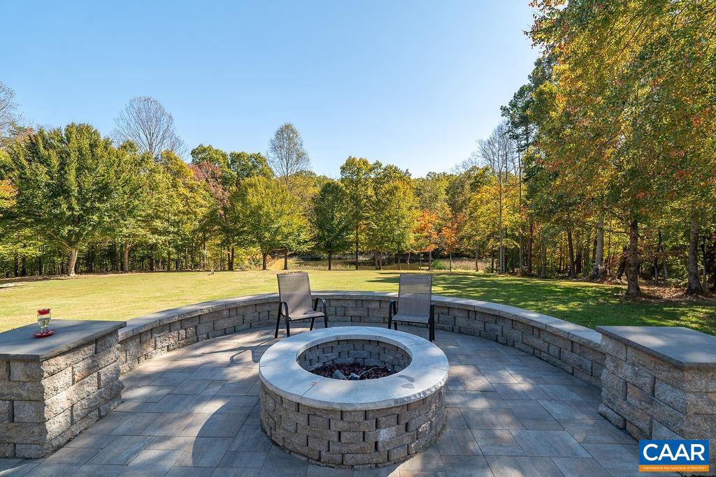 374 WHITE OAK DR, PALMYRA, Virginia 22963, 3 Bedrooms Bedrooms, ,2 BathroomsBathrooms,Residential,For sale,374 WHITE OAK DR,666320 MLS # 666320