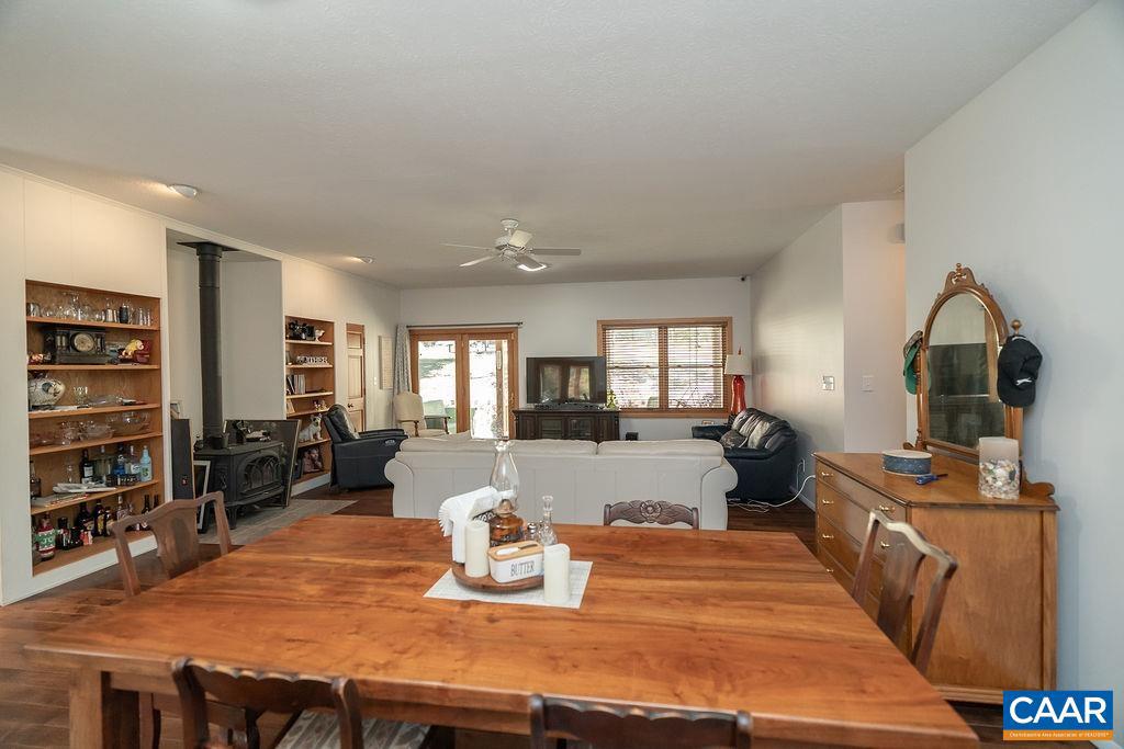374 WHITE OAK DR, PALMYRA, Virginia 22963, 3 Bedrooms Bedrooms, ,2 BathroomsBathrooms,Residential,For sale,374 WHITE OAK DR,666320 MLS # 666320