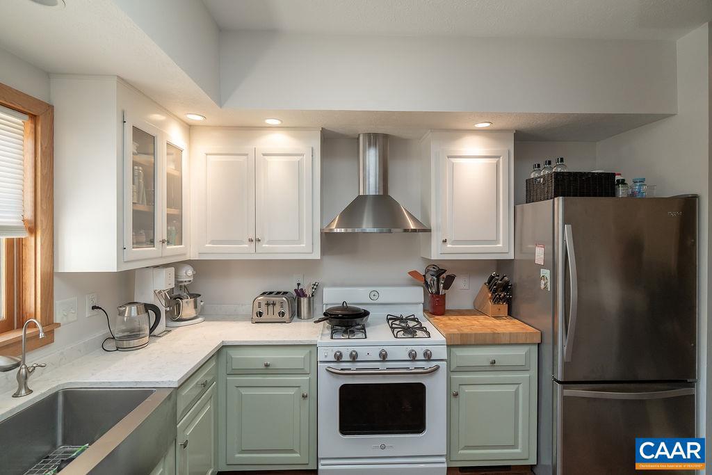 374 WHITE OAK DR, PALMYRA, Virginia 22963, 3 Bedrooms Bedrooms, ,2 BathroomsBathrooms,Residential,For sale,374 WHITE OAK DR,666320 MLS # 666320
