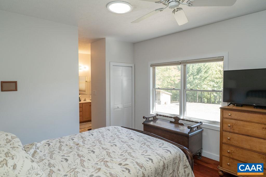 374 WHITE OAK DR, PALMYRA, Virginia 22963, 3 Bedrooms Bedrooms, ,2 BathroomsBathrooms,Residential,For sale,374 WHITE OAK DR,666320 MLS # 666320