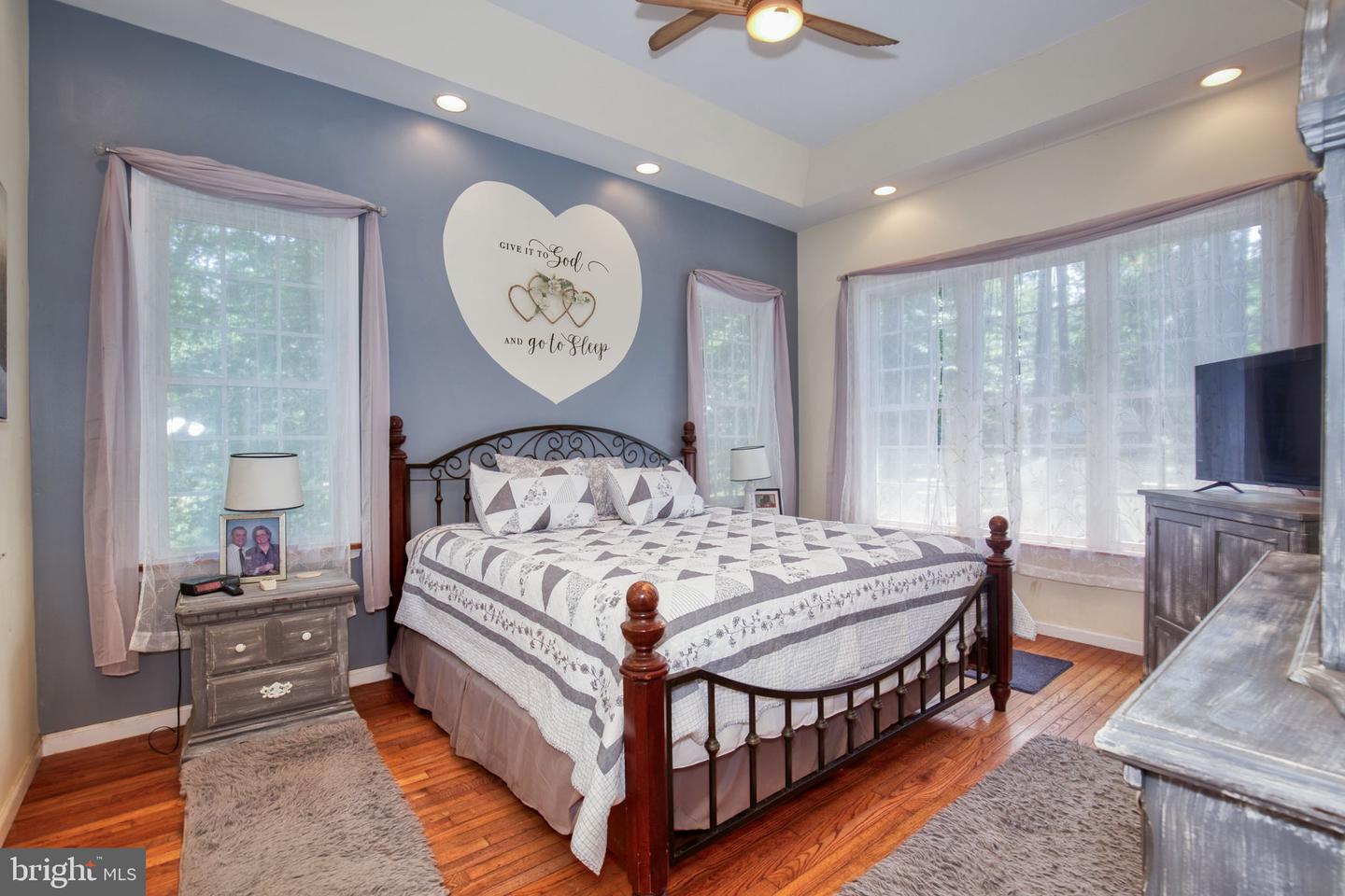120 TWIN HARBOR RD, REEDVILLE, Virginia 22539, 4 Bedrooms Bedrooms, ,3 BathroomsBathrooms,Residential,For sale,120 TWIN HARBOR RD,VANV2001670 MLS # VANV2001670