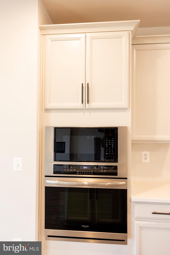 1067 VENIFENA TER SE, LEESBURG, Virginia 20175, 3 Bedrooms Bedrooms, ,3 BathroomsBathrooms,Residential,For sale,1067 VENIFENA TER SE,VALO2101072 MLS # VALO2101072
