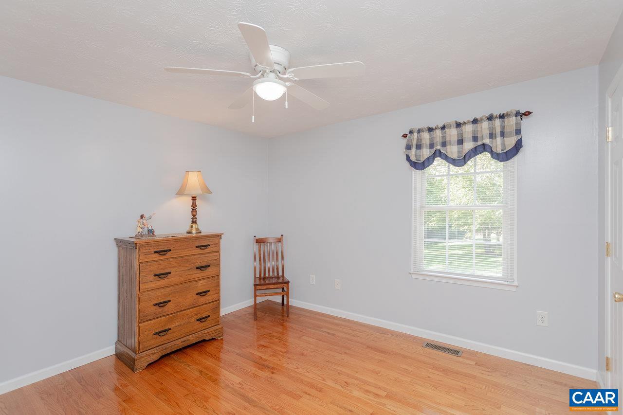 391 HERMITAGE RD, STAUNTON, Virginia 24401, 3 Bedrooms Bedrooms, ,2 BathroomsBathrooms,Residential,For sale,391 HERMITAGE RD,666339 MLS # 666339