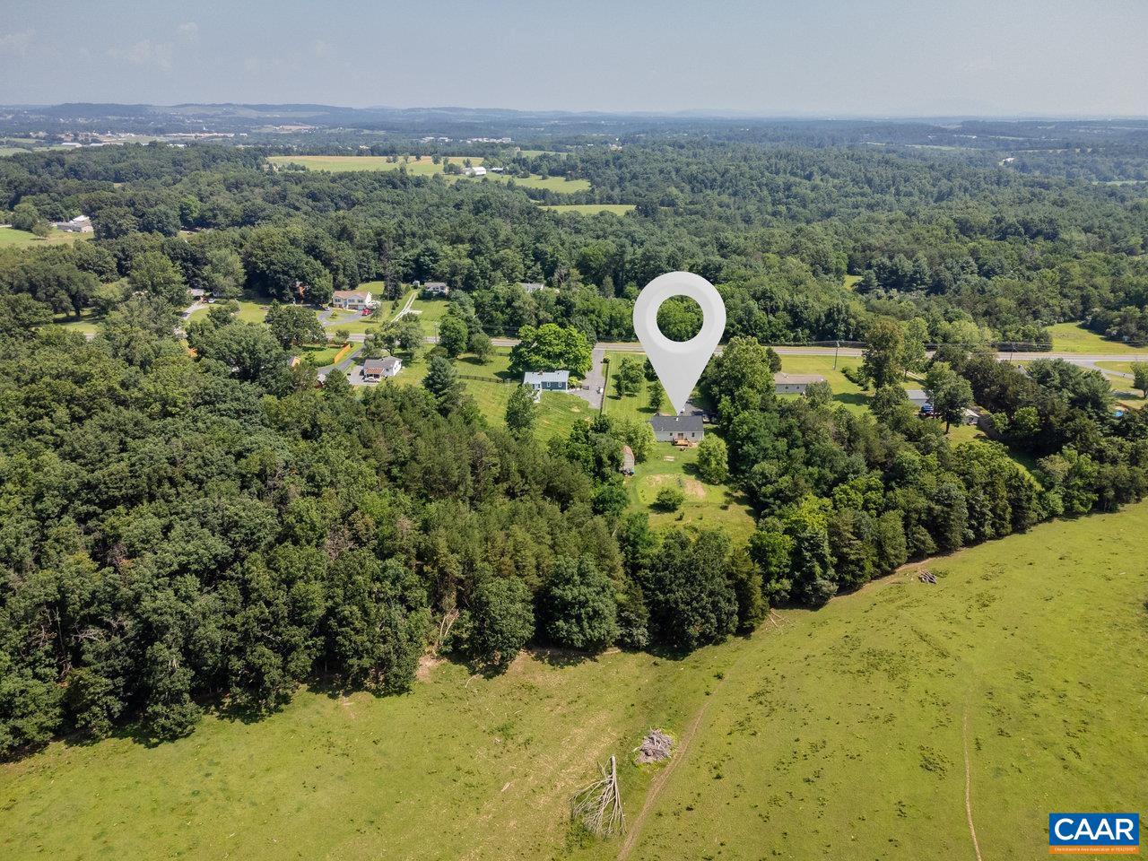 391 HERMITAGE RD, STAUNTON, Virginia 24401, 3 Bedrooms Bedrooms, ,2 BathroomsBathrooms,Residential,For sale,391 HERMITAGE RD,666339 MLS # 666339