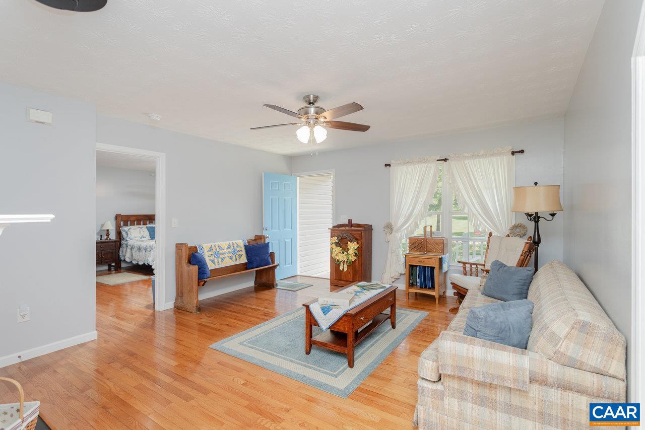 391 HERMITAGE RD, STAUNTON, Virginia 24401, 3 Bedrooms Bedrooms, ,2 BathroomsBathrooms,Residential,For sale,391 HERMITAGE RD,666339 MLS # 666339
