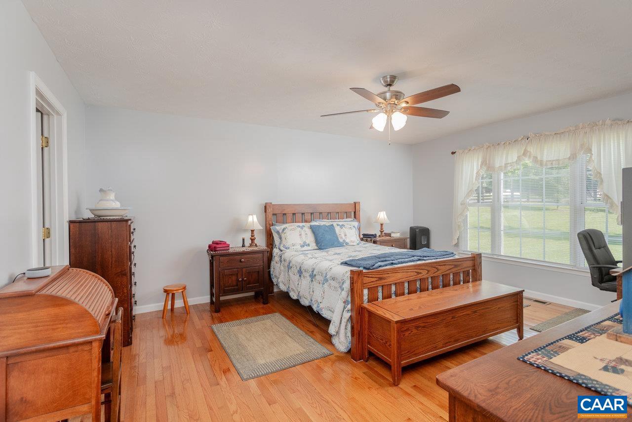 391 HERMITAGE RD, STAUNTON, Virginia 24401, 3 Bedrooms Bedrooms, ,2 BathroomsBathrooms,Residential,For sale,391 HERMITAGE RD,666339 MLS # 666339