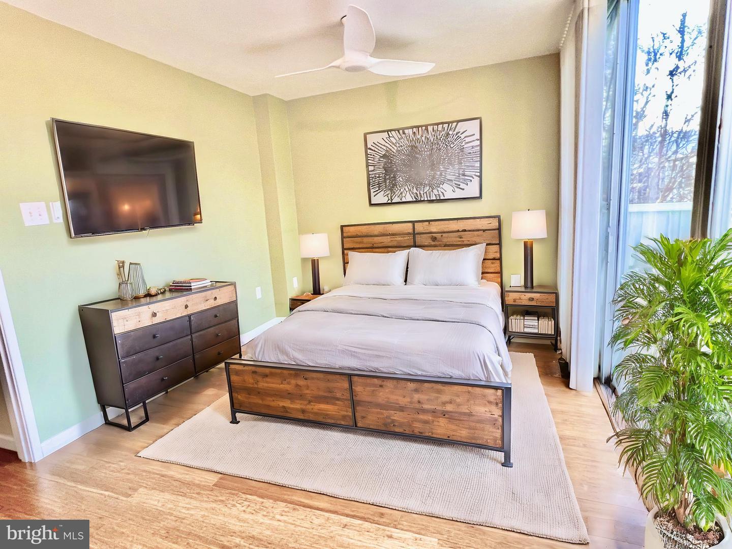 383 O ST SW, WASHINGTON, District Of Columbia 20024, 3 Bedrooms Bedrooms, ,2 BathroomsBathrooms,Residential,For sale,383 O ST SW,DCDC2163308 MLS # DCDC2163308