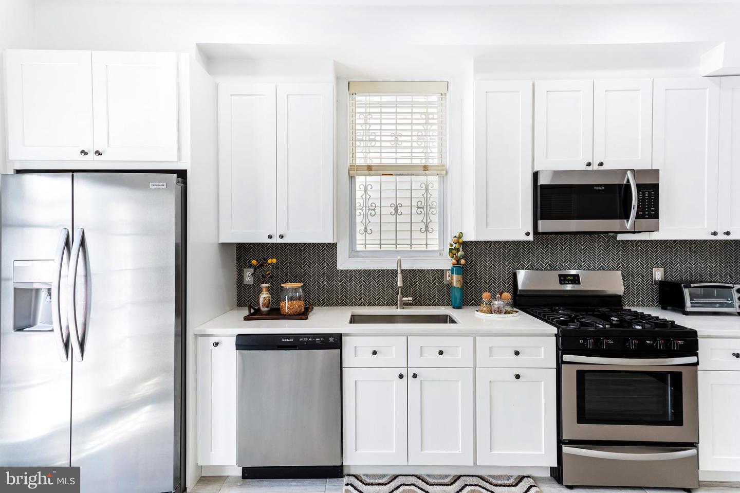 1405 MONTELLO AVE NE, WASHINGTON, District Of Columbia 20002, 4 Bedrooms Bedrooms, ,2 BathroomsBathrooms,Residential,For sale,1405 MONTELLO AVE NE,DCDC2184432 MLS # DCDC2184432