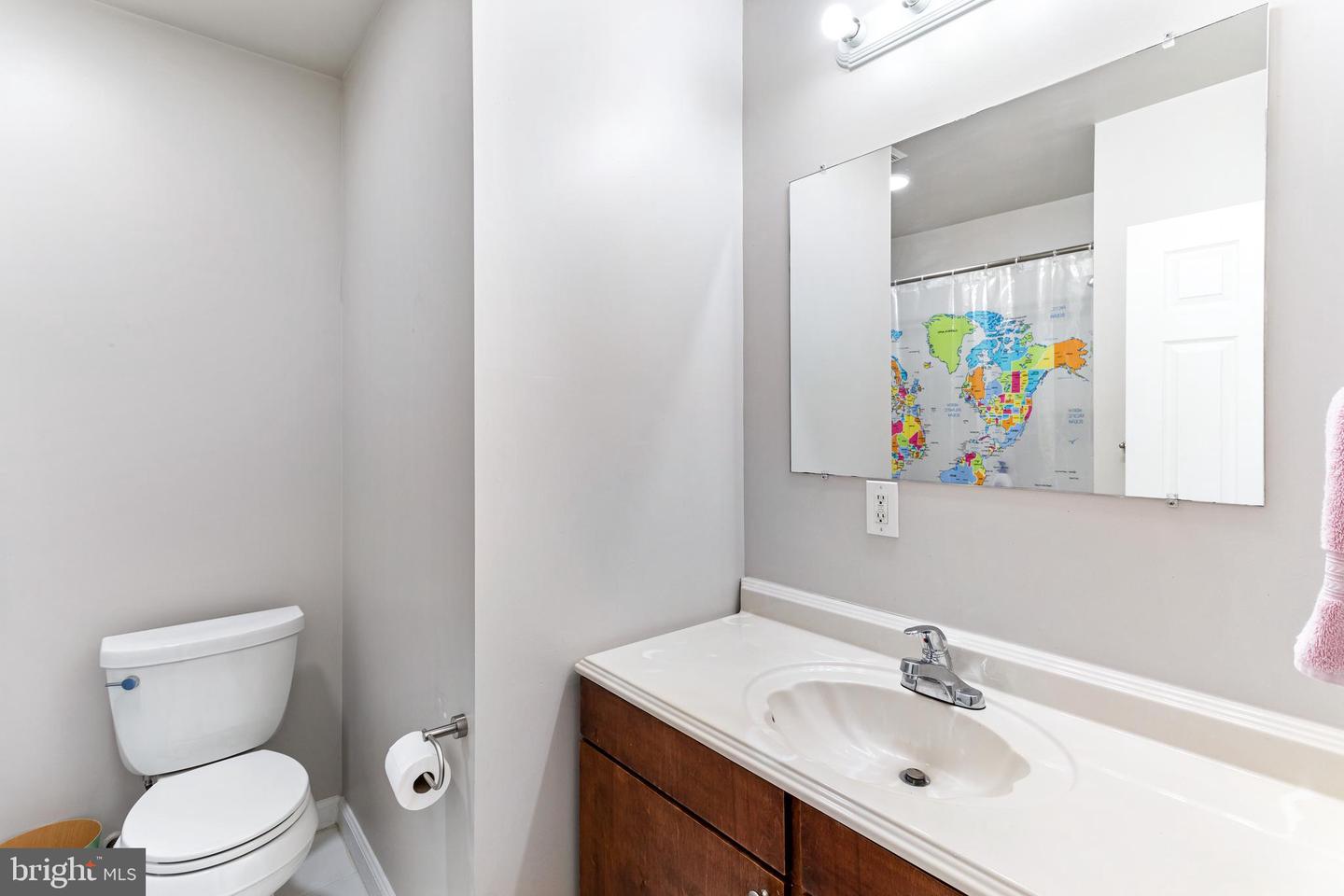 1405 MONTELLO AVE NE, WASHINGTON, District Of Columbia 20002, 4 Bedrooms Bedrooms, ,2 BathroomsBathrooms,Residential,For sale,1405 MONTELLO AVE NE,DCDC2184432 MLS # DCDC2184432