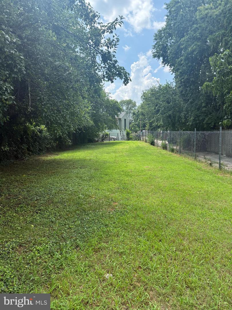 1136 47TH PL NE, WASHINGTON, District Of Columbia 20019, ,Land,For sale,1136 47TH PL NE,DCDC2208894 MLS # DCDC2208894