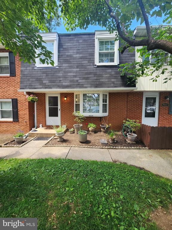 4519 APPLEDALE CT, MARSHALL, Virginia, 3 Bedrooms Bedrooms, ,1 BathroomBathrooms,Residential,4519 APPLEDALE CT,VAFQ2017288 MLS # VAFQ2017288