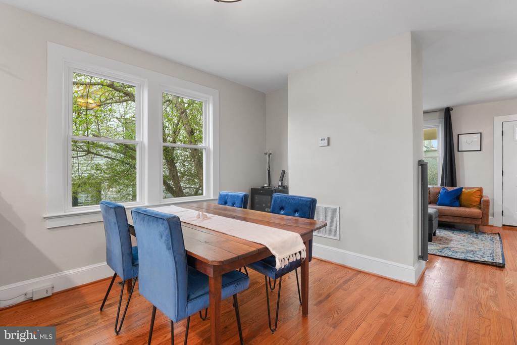 118 W EDMONDSON ST, CULPEPER, Virginia 22701, 4 Bedrooms Bedrooms, ,2 BathroomsBathrooms,Residential,118 W EDMONDSON ST,VACU2010936 MLS # VACU2010936
