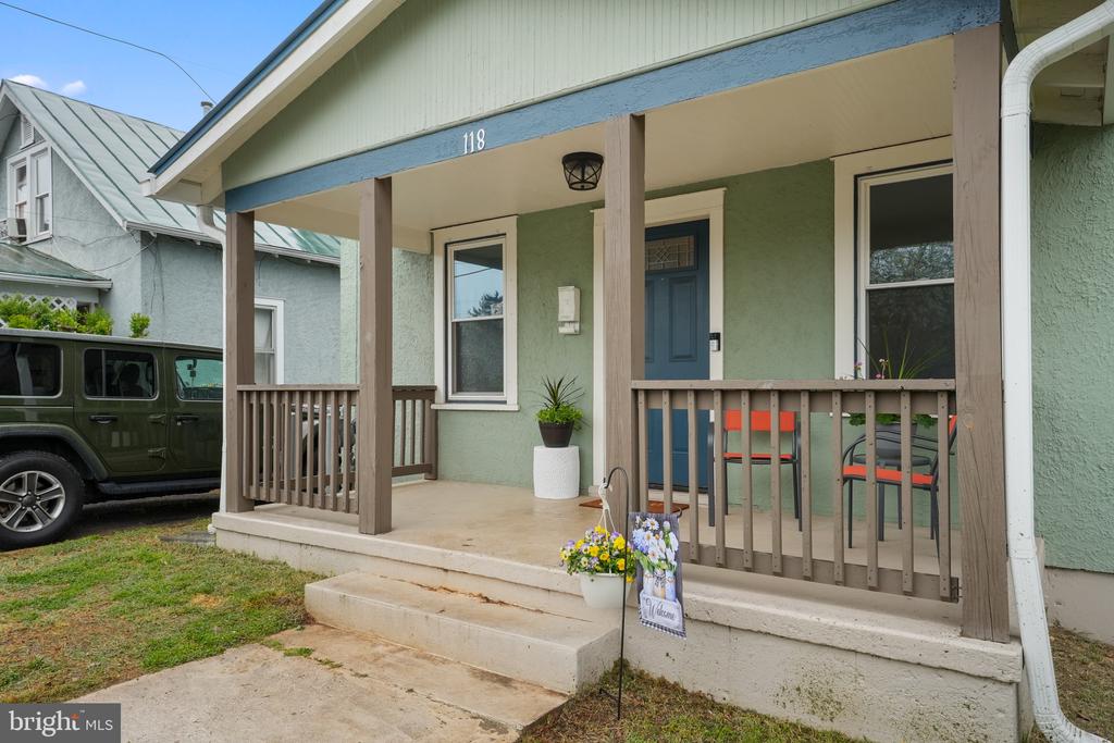 118 W EDMONDSON ST, CULPEPER, Virginia 22701, 4 Bedrooms Bedrooms, ,2 BathroomsBathrooms,Residential,118 W EDMONDSON ST,VACU2010936 MLS # VACU2010936
