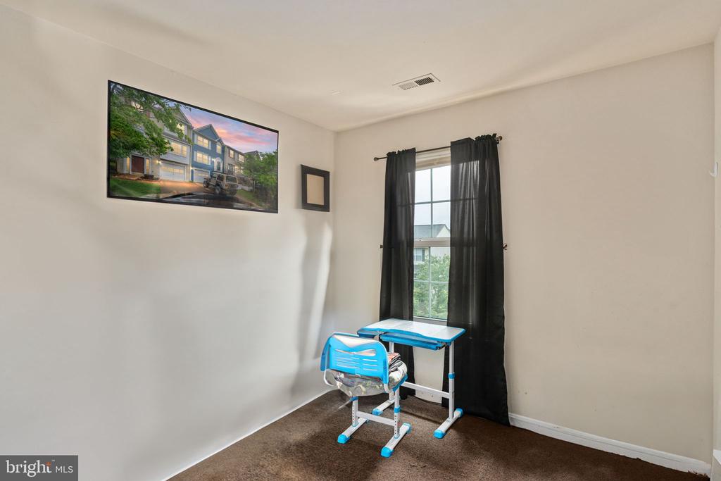 11313 KINGS CREST CT, FREDERICKSBURG, Virginia 22407, 3 Bedrooms Bedrooms, ,2 BathroomsBathrooms,Residential,KINGS CREST AT S,11313 KINGS CREST CT,VASP2034428 MLS # VASP2034428