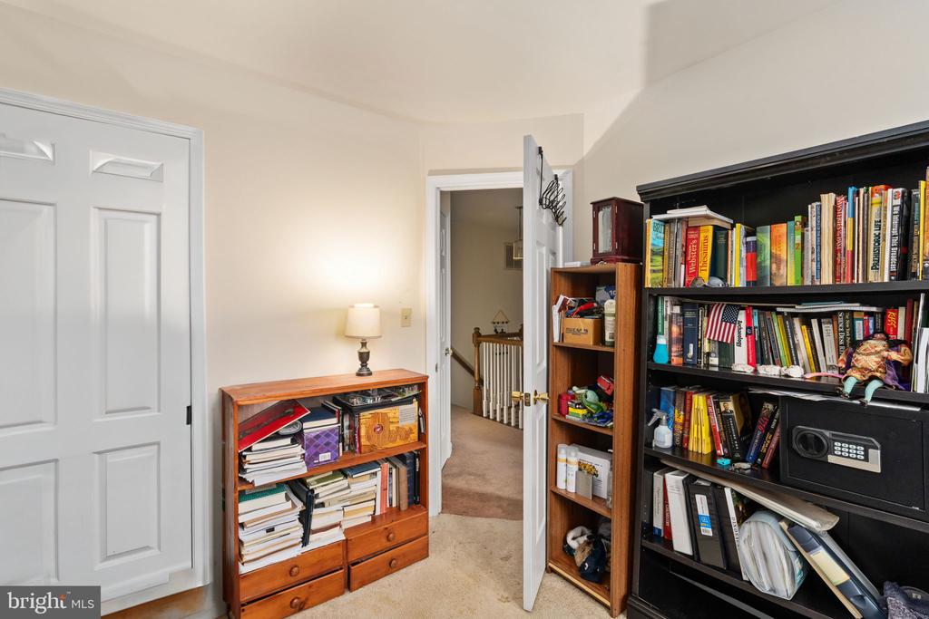11313 KINGS CREST CT, FREDERICKSBURG, Virginia 22407, 3 Bedrooms Bedrooms, ,2 BathroomsBathrooms,Residential,KINGS CREST AT S,11313 KINGS CREST CT,VASP2034428 MLS # VASP2034428