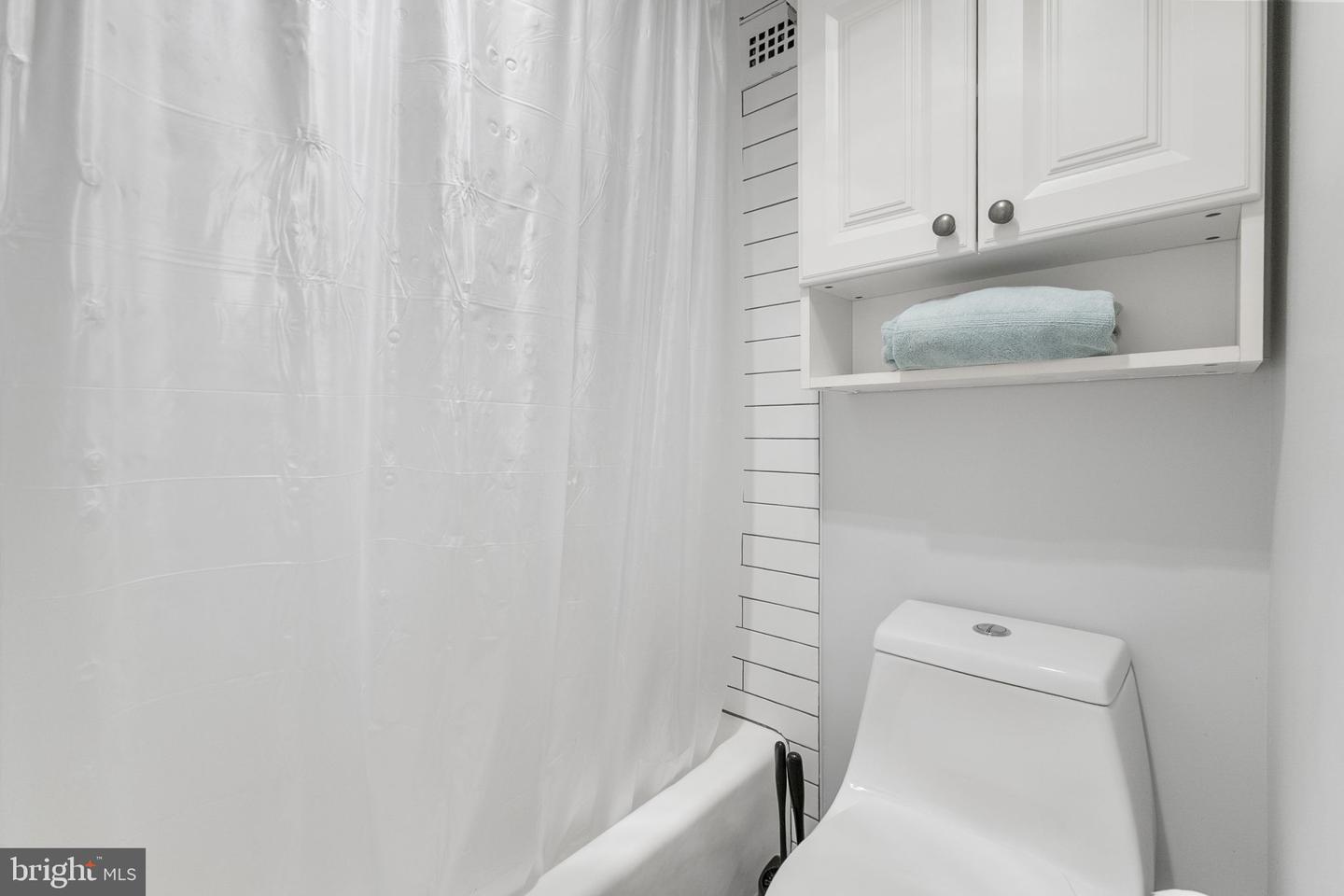 2201 L ST NW #515, WASHINGTON, District Of Columbia 20037, ,1 BathroomBathrooms,Residential,For sale,2201 L ST NW #515,DCDC2192210 MLS # DCDC2192210