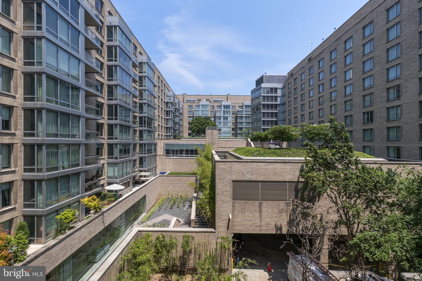 2201 L ST NW #515, WASHINGTON, District Of Columbia 20037, ,1 BathroomBathrooms,Residential,For sale,2201 L ST NW #515,DCDC2192210 MLS # DCDC2192210