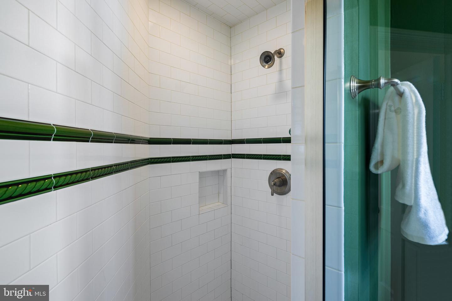 4625 TILDEN ST NW, WASHINGTON, District Of Columbia 20016, 2 Bedrooms Bedrooms, ,2 BathroomsBathrooms,Residential,For sale,4625 TILDEN ST NW,DCDC2193082 MLS # DCDC2193082