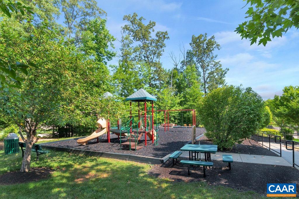 155 HIGHLAND CIR, ZION CROSSROADS, Virginia 22942, 3 Bedrooms Bedrooms, ,2 BathroomsBathrooms,Residential,155 HIGHLAND CIR,661839 MLS # 661839